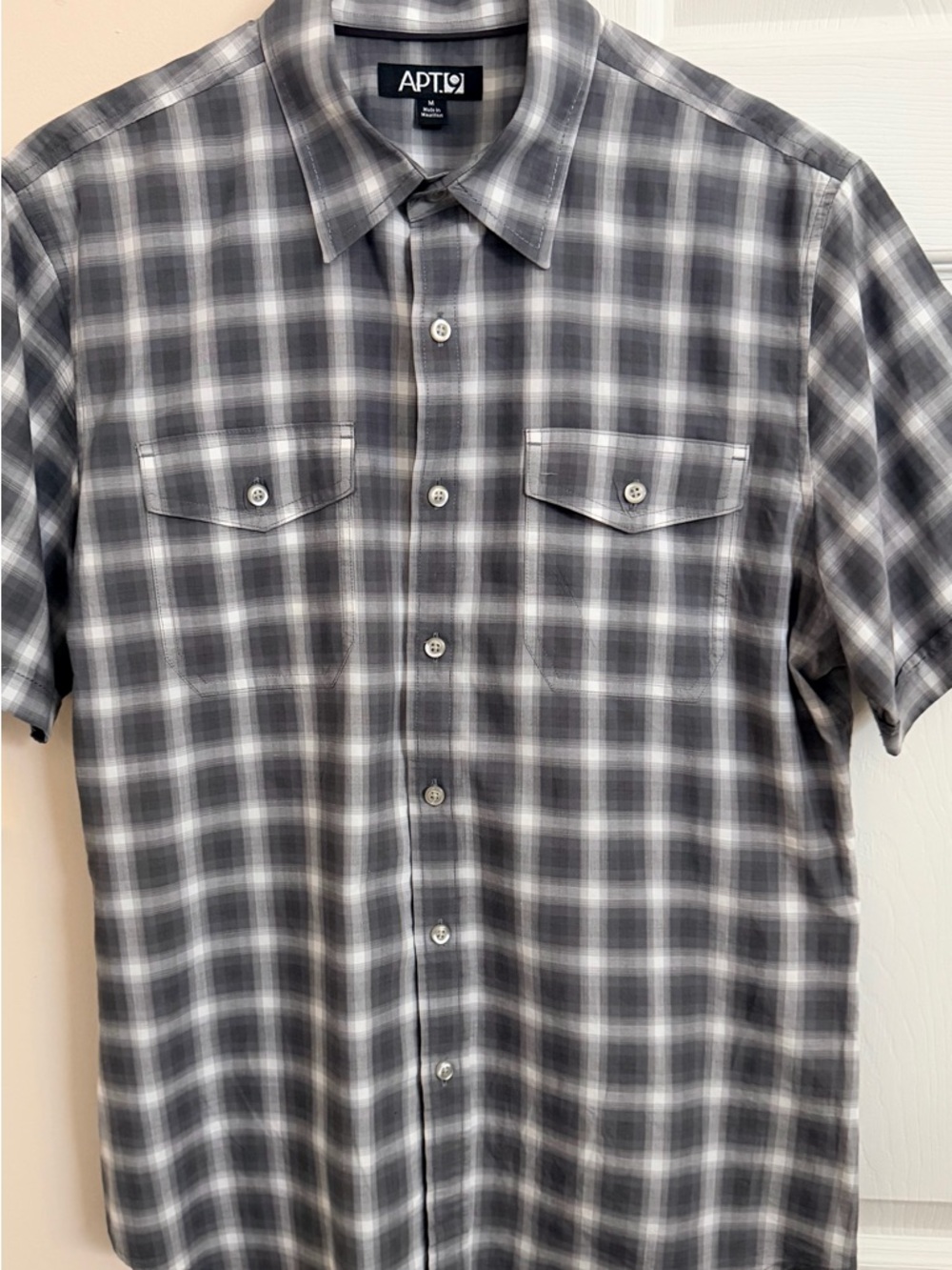 Apt 9 Multicolored 100% Cotton Men’s M Short Sleeve Button Up Shirt